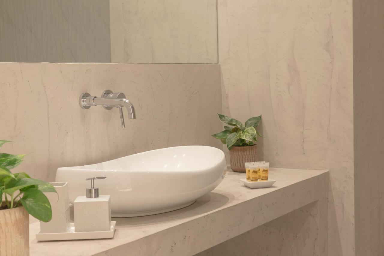 Luxury Apartment Near Acropolis-Living Stone Gold Atenas Exterior foto